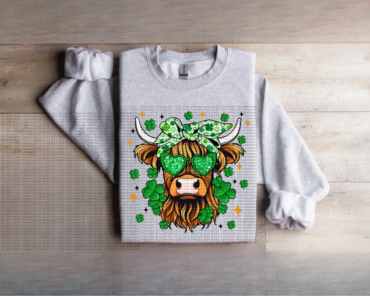 St Patrick's Day Highland Cow